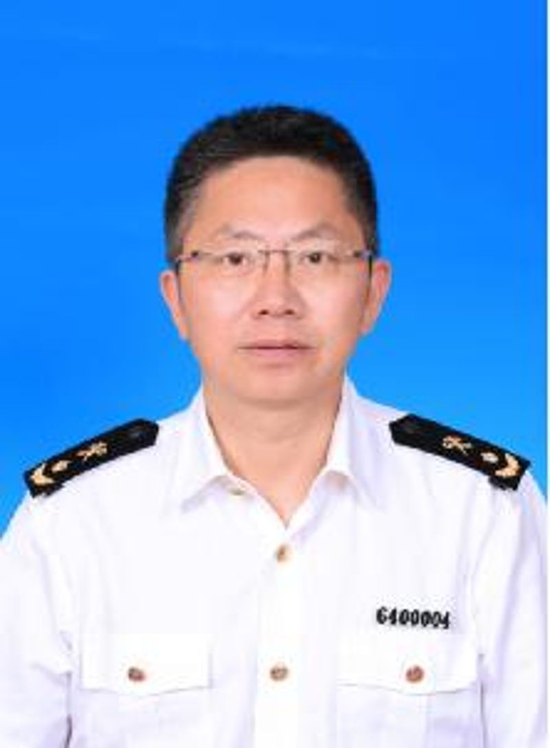敖必强海口海关副关长,党委委员男,1966年12月出生,汉族,中共党员